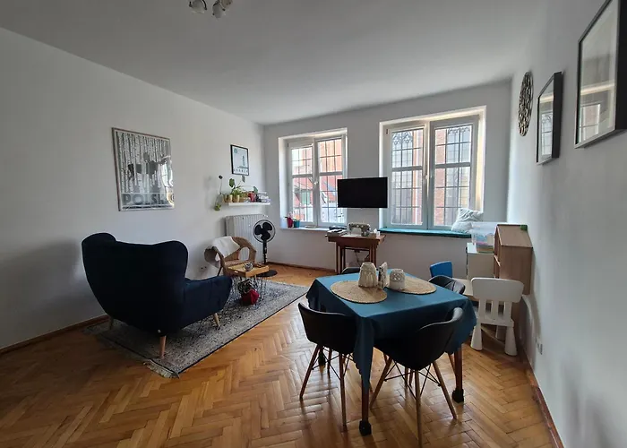 Appartement In Old Town - View Of Mariacki Church *