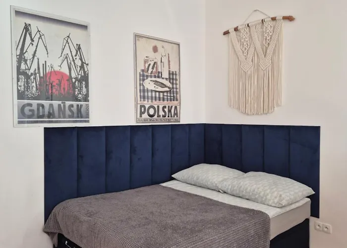 In Old Town - View Of Mariacki Church * グダニスク